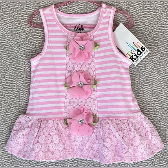 Kids Headquarters - Sleeveless floral Peplum Top w/Capri pant Set (Size 2T) NWT - Picture 2 of 7